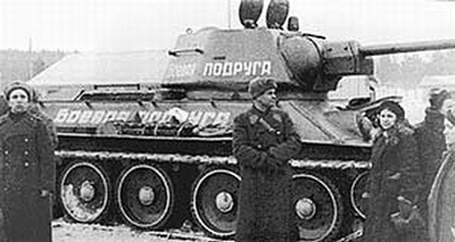 Механик-водитель танка, гвардии сержант Мария Октябрьская